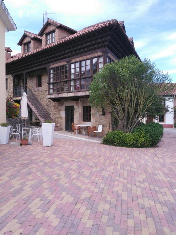 Posada La Casona De Ucieda Eksteriør bilde